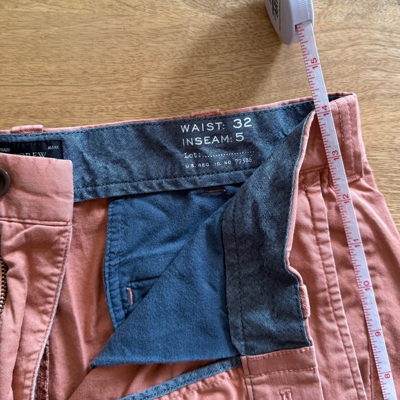 J. Crew | 32W | 5" Shorts - Picture 5 of 7